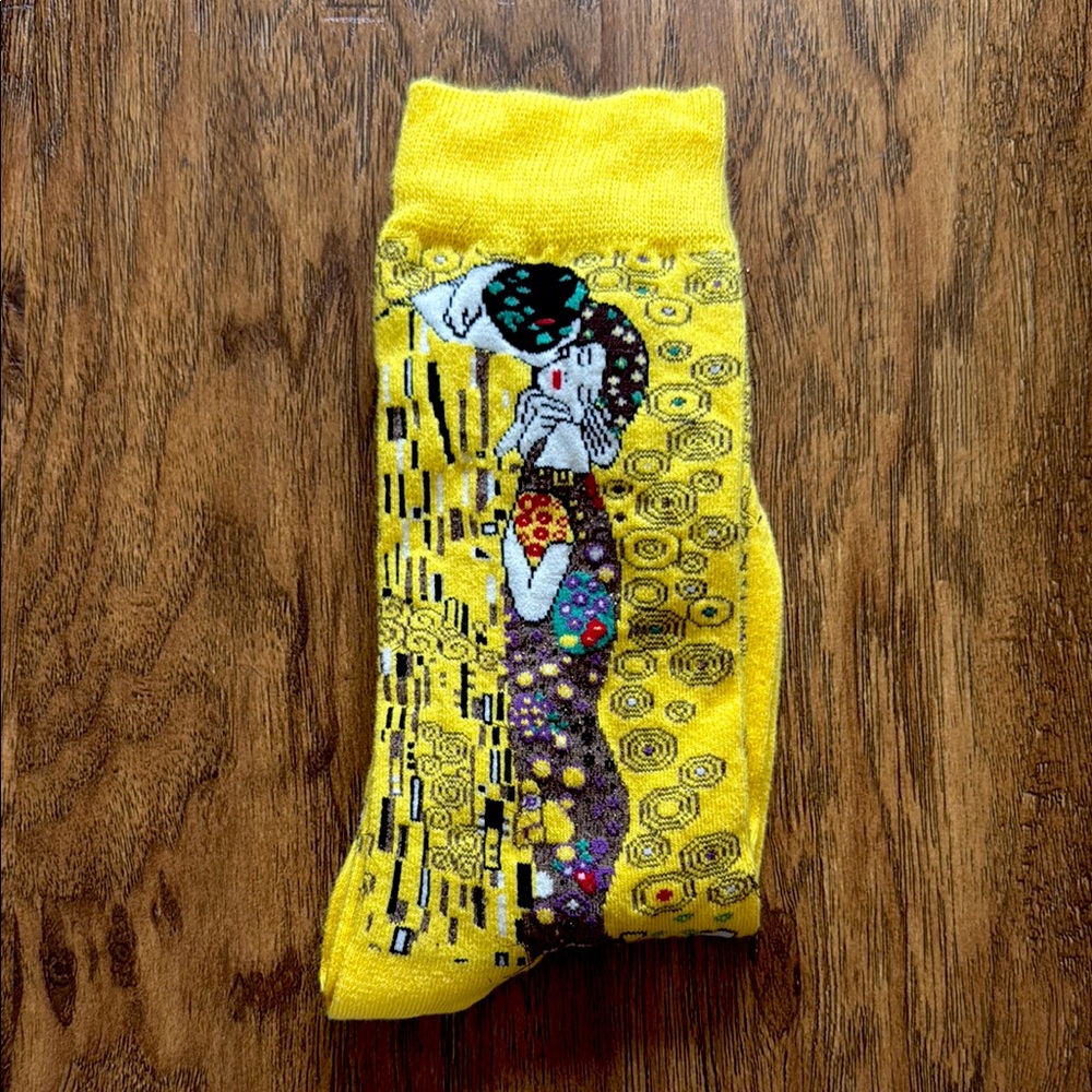 NEW Klimt The Kiss socks